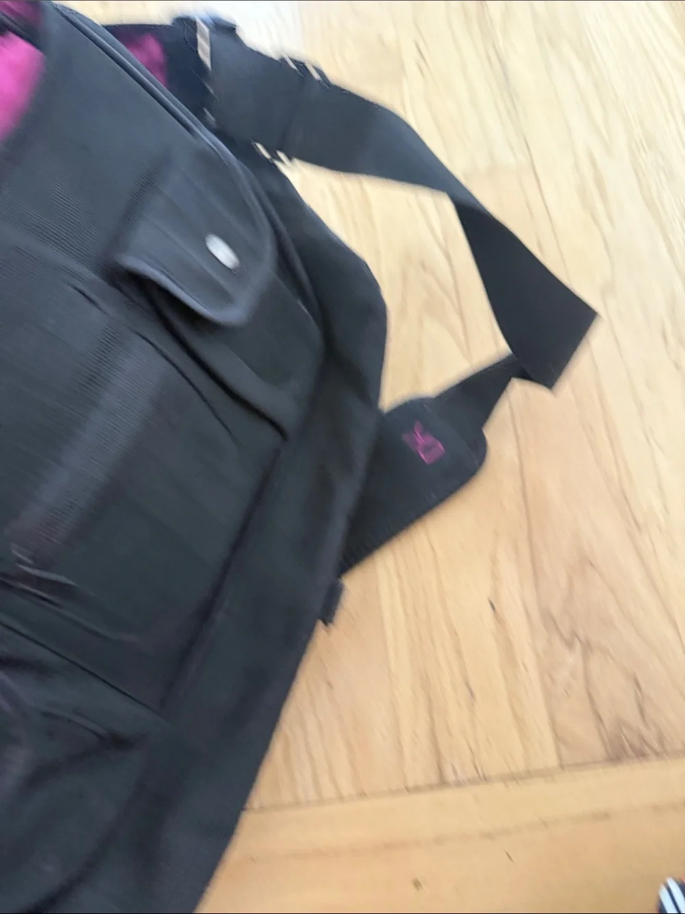 Dakine Black Messenger Bag with Front Flap
